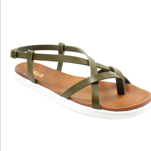 mia sandals size 11